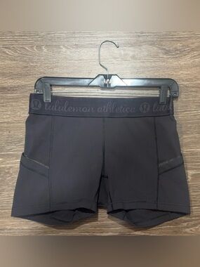 lululemon athletica Black Women's Bike Shorts with Waistband Logo Size 8